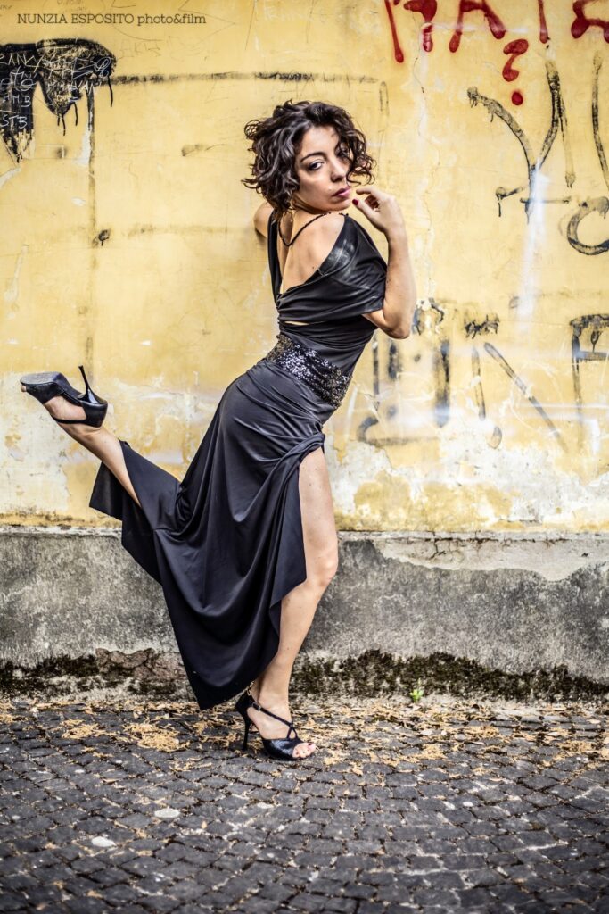 Giovanna di Vincenzo_figura intera