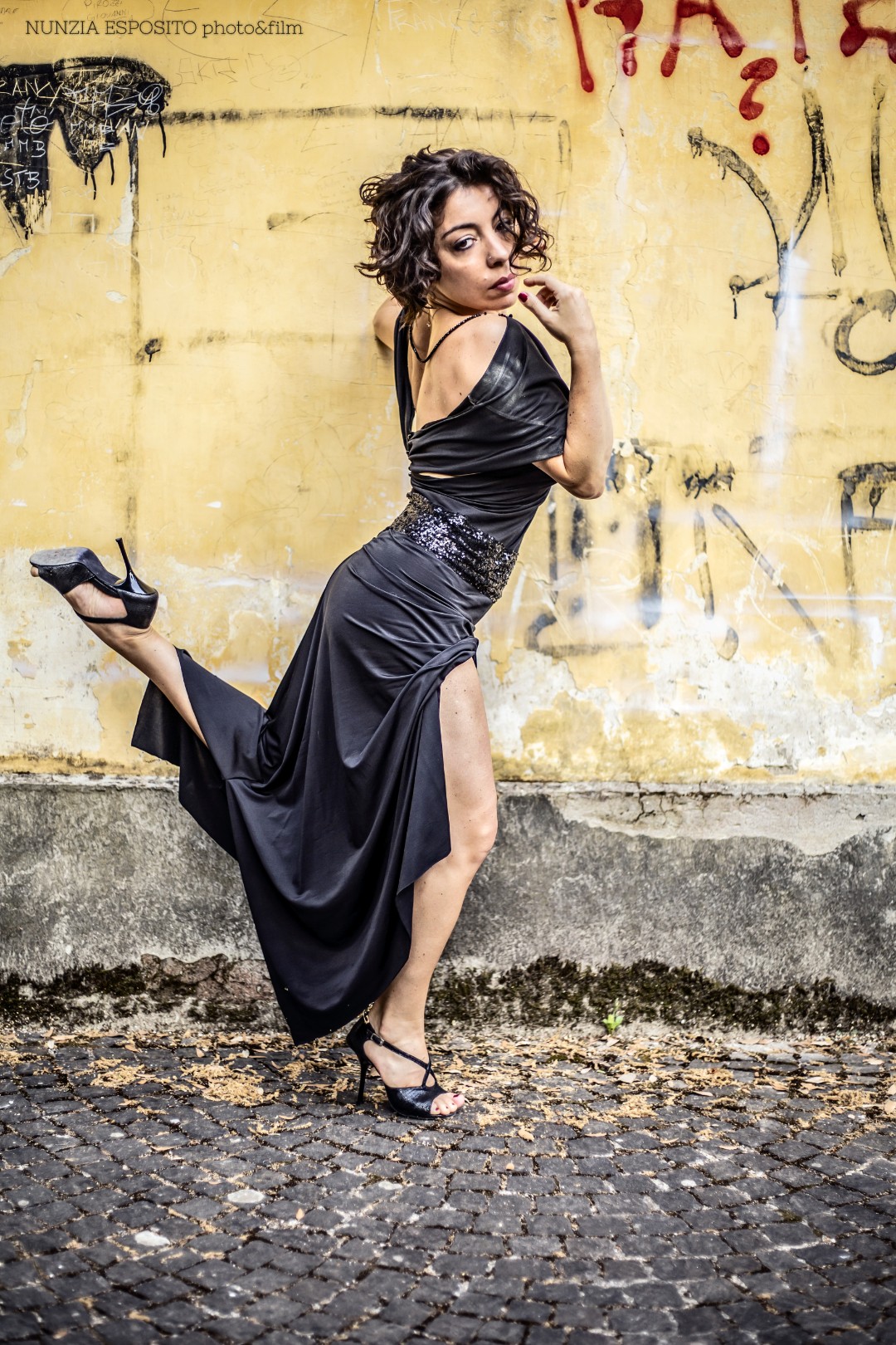 Giovanna di Vincenzo_figura intera